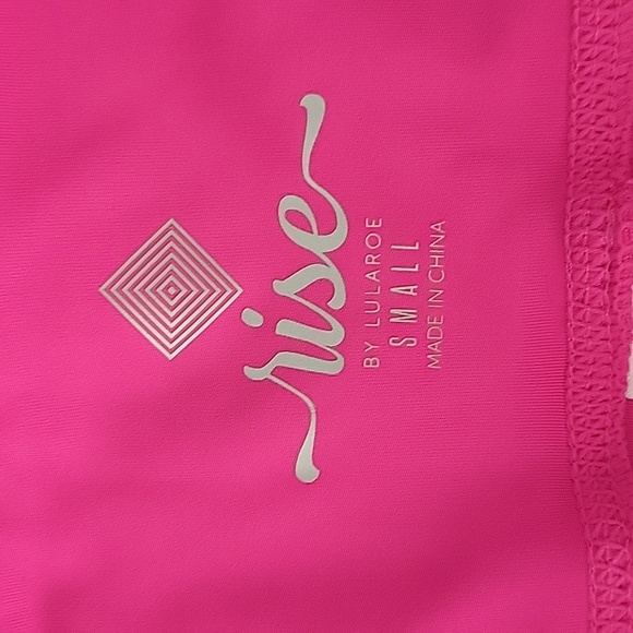 NWT LulaRoe Rise Fearless Cropped Leggings Size Small - Picture 3 of 4